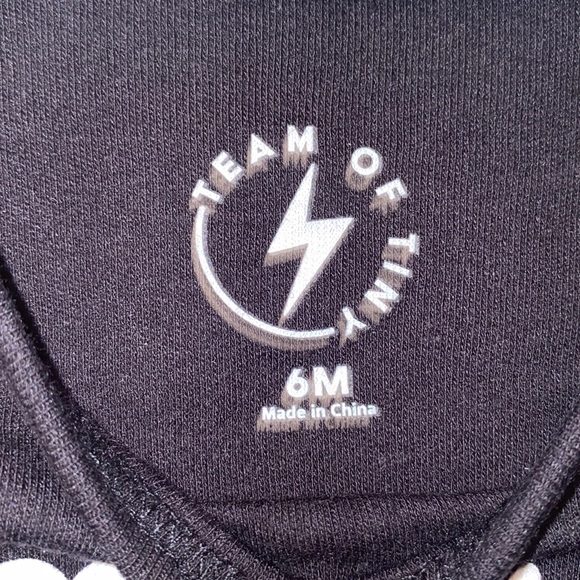 6 Months Baby Onesie - Picture 9 of 10